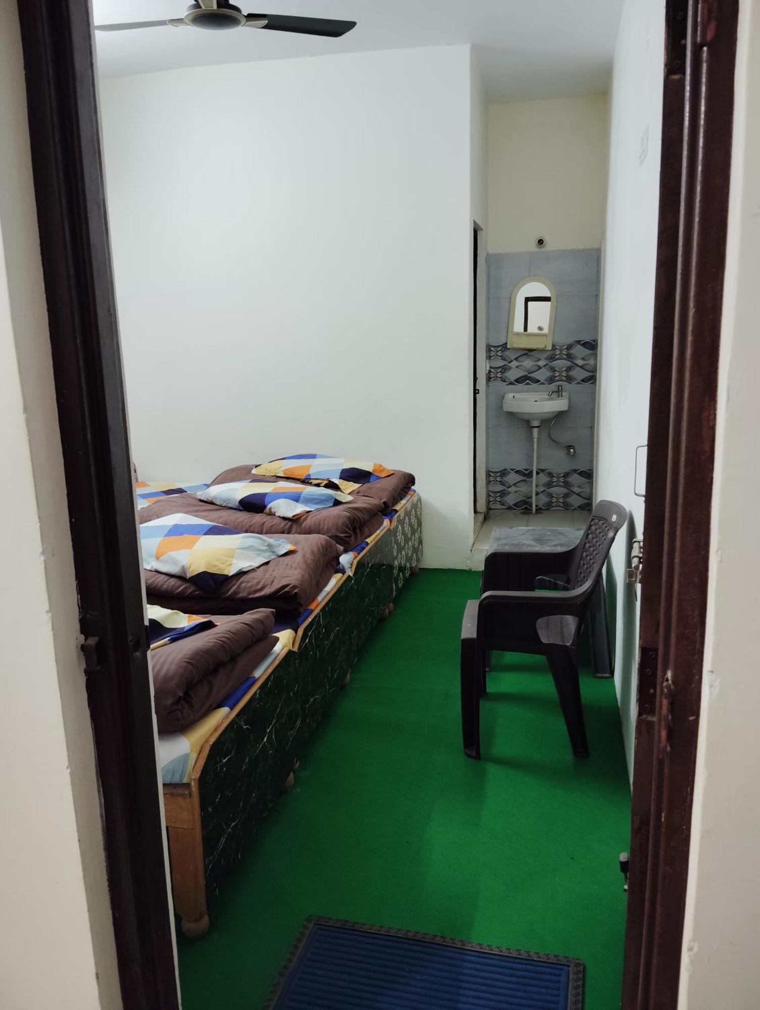 Hotel Narayana Residency Gupta Kashi Exterior photo